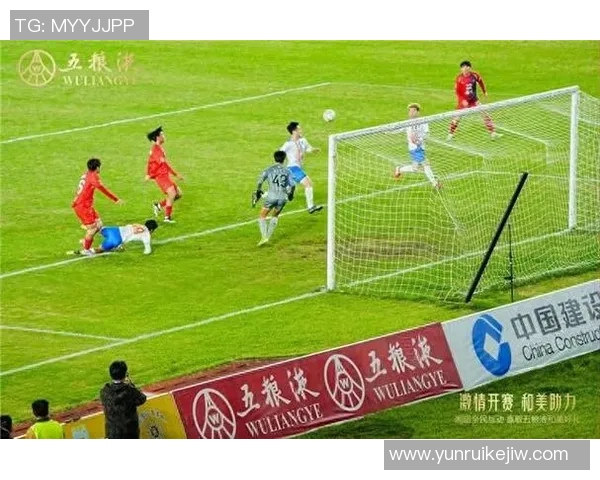 足球盛宴的魅力与激情探秘全球球迷心中的绿茵梦想与荣耀